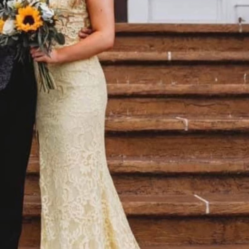 Elegant Yellow Lace Gown